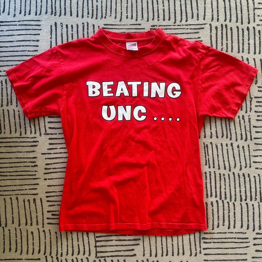 Y2K 2007-2010 vintage NC State soffe tshirt